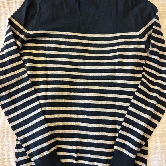 Banana republic crew neck navy and grey striped sweater - Picture 6 of 8